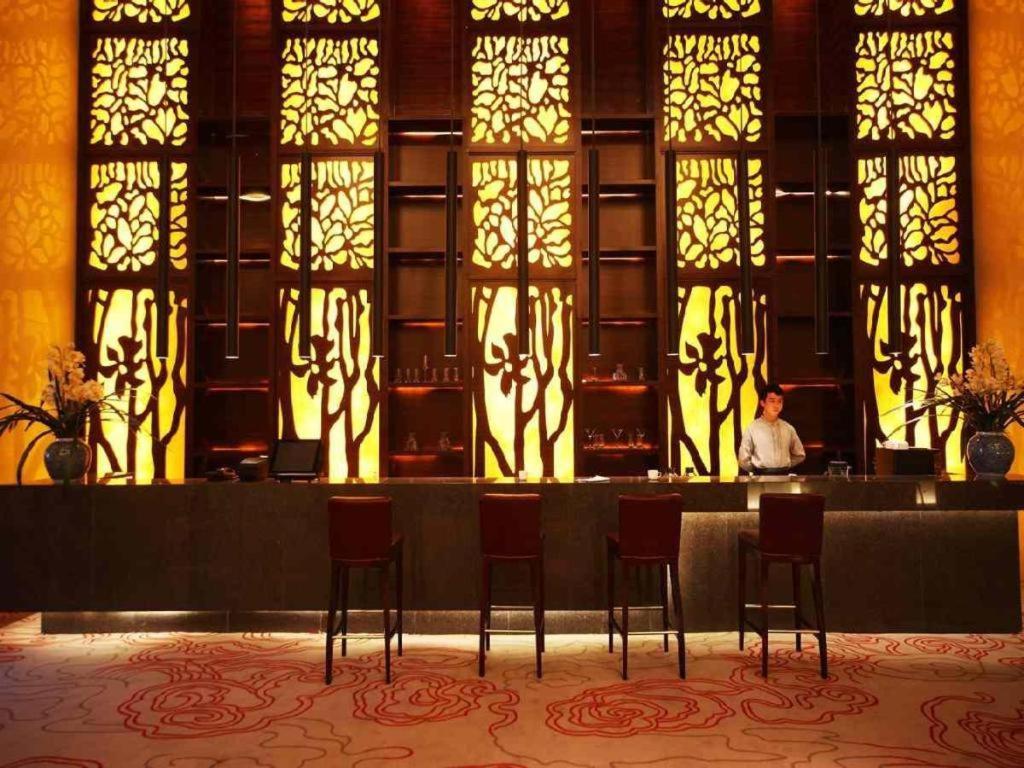 Haiyang Shenglong Jianguo Hotel Fengcheng  Экстерьер фото