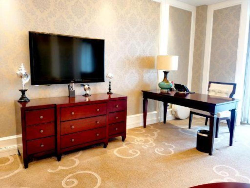 Haiyang Shenglong Jianguo Hotel Fengcheng  Экстерьер фото