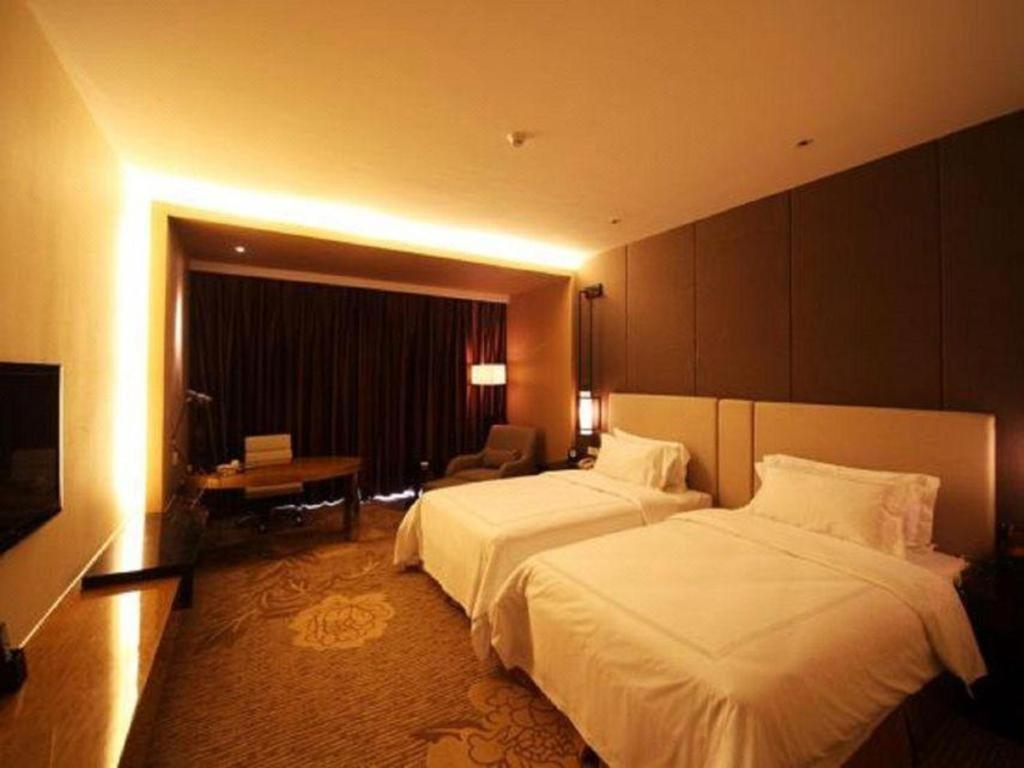 Haiyang Shenglong Jianguo Hotel Fengcheng  Экстерьер фото