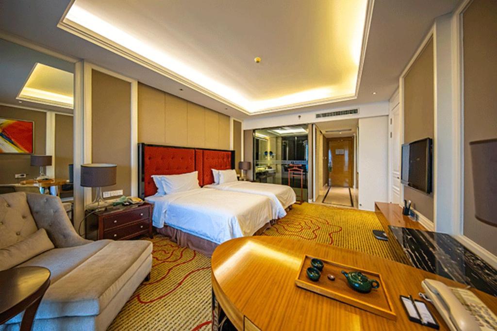 Haiyang Shenglong Jianguo Hotel Fengcheng  Экстерьер фото